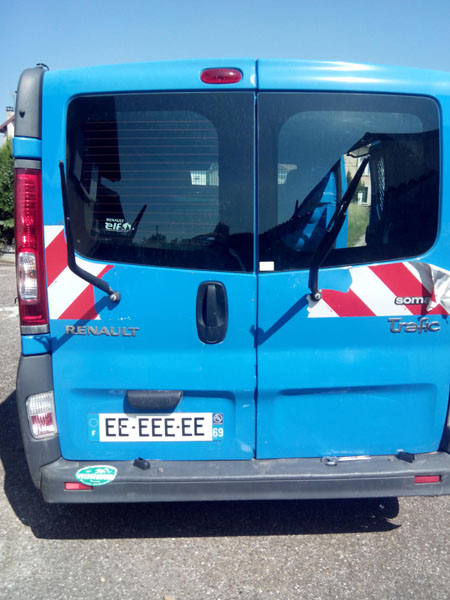 épluchage autocollant